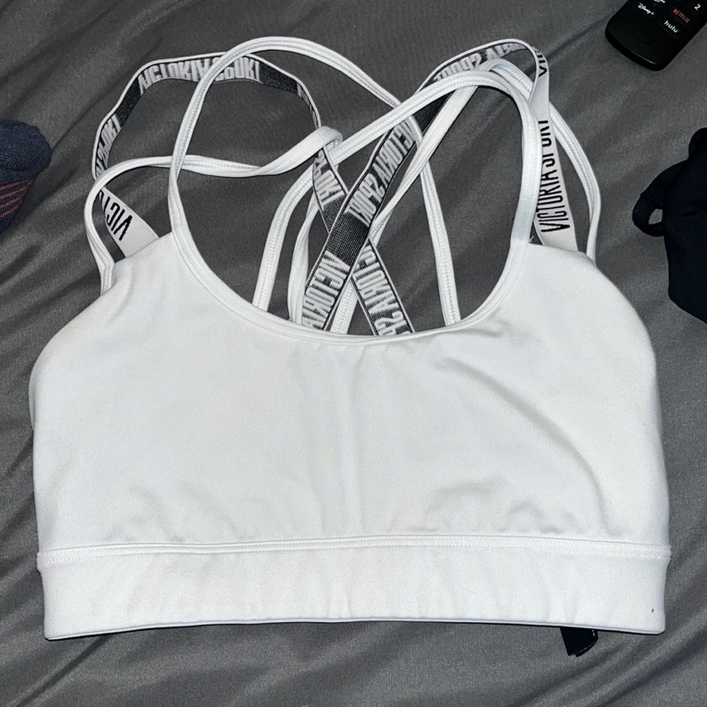 VS size xs Victoria sport sports bra! Great condition
